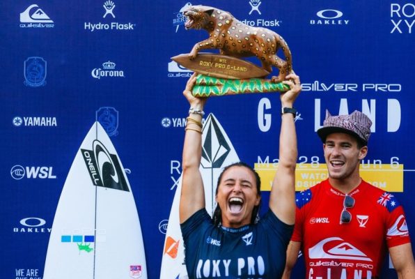 World Surf League: Ντεφέ και Ρόμπινσον οι νικητές (vid)
