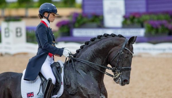 World Equestrian Games: Νέα νίκη για την Φράι (vid)