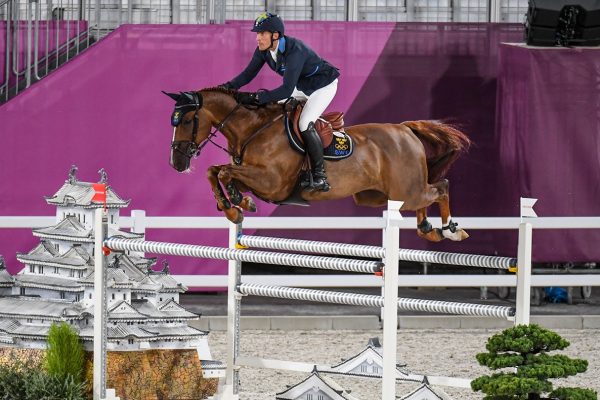 World Equestrian Games: Πρωταθλήτρια στο ομαδικό η Σουηδία (vid)