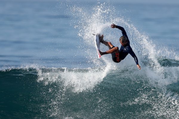 World Surfing Games: “Φρέναραν” στον 2ο γύρο των repechage Σιγανός και Παπαβασιλείου