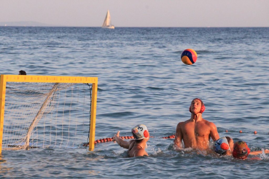 Beachpolistas: Θέαμα, χαμόγελο και πολλά γκολ στο World Tour του Πειραιά (pics)