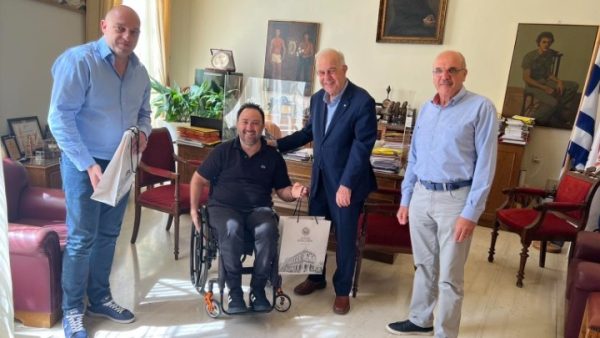 Συναντήθηκαν για το Παγκόσμιο Challenger Boccia Καπελλάκης και δήμαρχος Ηρακλείου