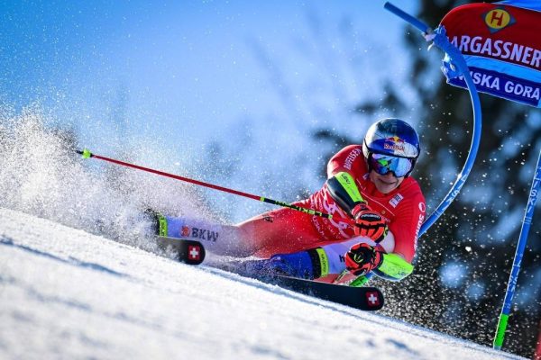 Παγκόσμιο κύπελλο αλπικού σκι: Ποιος μπορεί να ρίξει από την κορυφή τον Όντερματ; (vid)