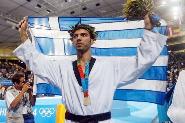 Το «αντίο» του Ολυμπιακού στον Αλέξανδρο Νικολαΐδη