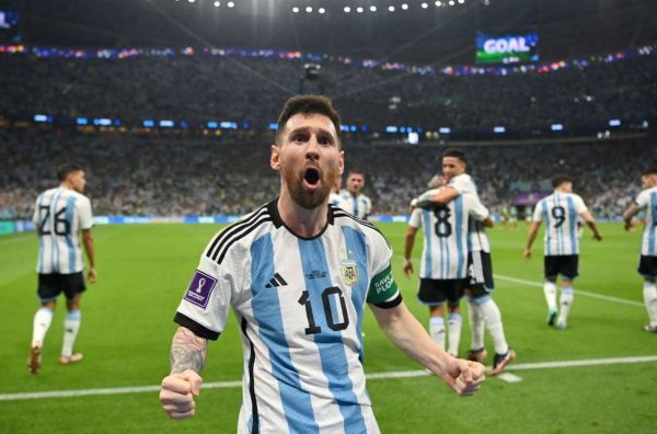 Αργεντινή-Μεξικό 2-0: Ο Μέσι έλυσε τον γόρδιο δεσμό για την «αλμπισελέστε»