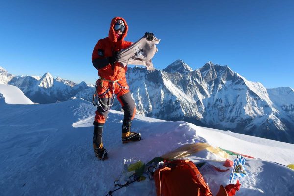 Ama Dablam expedition Autumn 2022: Έφτασε στην κορυφή ο Φώτης Θεοχάρης (pic)