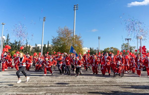 8ο Santa Run: Ο χριστουγεννιάτικος αγώνας δρόμου επιστρέφει στο ΟΑΚΑ την Κυριακή 4 Δεκεμβρίου (pic)
