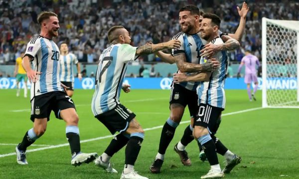 Αργεντινή-Αυστραλία 2-1: Ο Μέσι «ξεκλείδωσε» πάλι την πρόκριση της Αργεντινής στους «8»