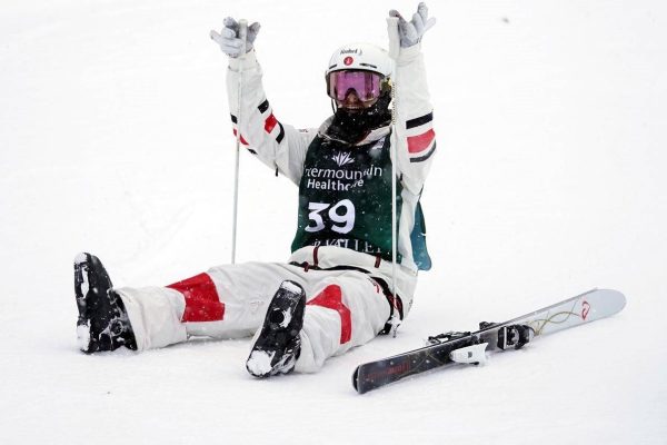 Παγκόσμιο Κύπελλο Freestyle Ski: Επιστροφή στις νίκες για τον Κίνγκσμπερι (vid)