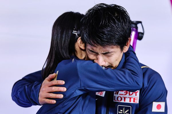 Grand Prix Finals: Πρώτο χρυσό μετάλλιο για την Ιαπωνία στα ζευγάρια (vid)