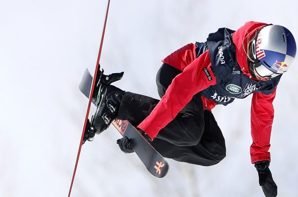 Παγκόσμιο Κύπελλο Freestyle Ski: Θριαμβευτική επιστροφή της Αϊλίν Γκου (vid)