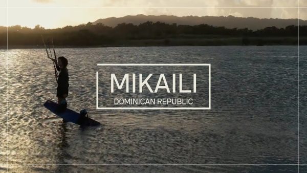 Η Μικάιλι Σολ… ανακαλύπτει τη Δομινικανή Δημοκρατία! (vid)