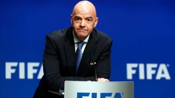 FIFA: Ο Ινφαντίνο υποσχέθηκε έσοδα 11 δισ. δολάρια!