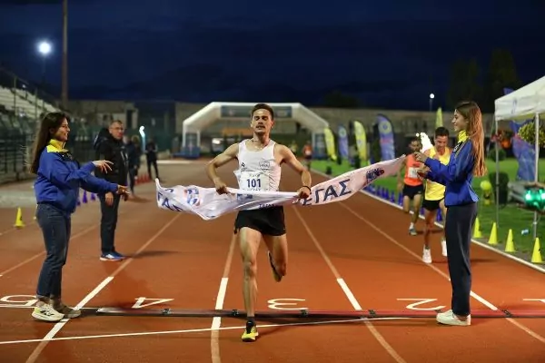 Πρωταθλητής Ελλάδας για 4η φορά ο Αναγνώστου στα 10.000μ, ο Σταμούλης νικητής στους νέους Κ23