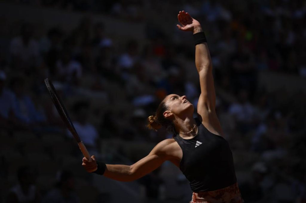 Roland Garros: Πρόωρος αποκλεισμός για τη Σάκκαρη ξανά από την Μούχοβα (vid)