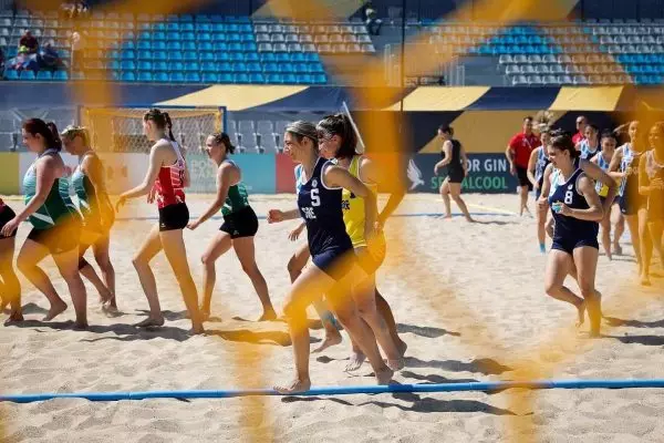 EURO Beach Handball: Πρεμιέρα με ήττα στη Β’ φάση για την Εθνική Γυναικών