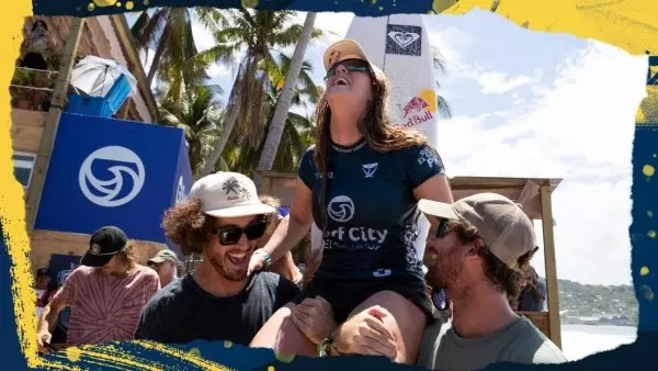Surf City El Salvador Pro: Πρώτη νίκη στη σεζόν για την Μαρκς! (vid)