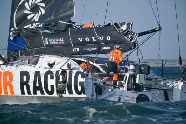 The Ocean Race: Αποσύρθηκε η GUYOT, αβέβαιη η συνέχεια για την 11th Hour Racing (vids)