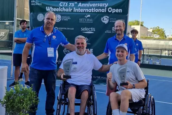 Τένις με αμαξίδιο: Πρωταθλητής στο διπλό ο Λαζαρίδης στην Πορτογαλία