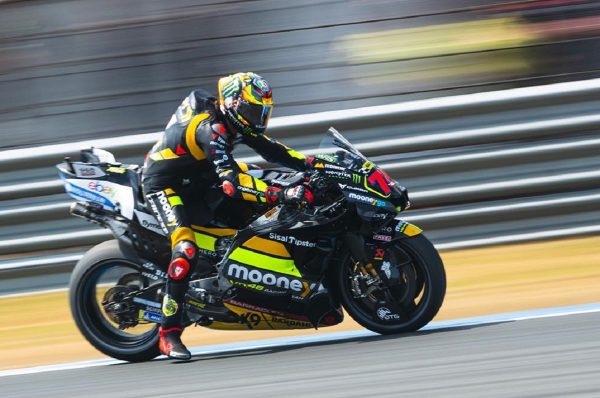 MotoGP, Γκραν Πρι Βρετανίας: Ταχύτερος ο Μπετσέκι στο FP1 (vid)
