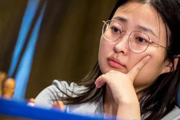 Παγκόσμιο Κύπελλο FIDE: Αποκλεισμός – σοκ για την παγκόσμια πρωταθλήτρια