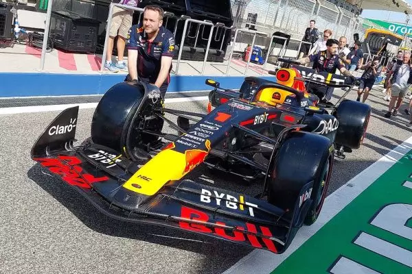 F1, Τότο Βολφ: «H Red Bull άνοιξε τη διαφορά με τις αναβαθμίσεις της»