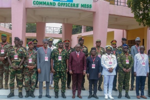 Γκάνα: Η ECOWAS δηλώνει έτοιμη για στρατιωτική επέμβαση στον Νίγηρα