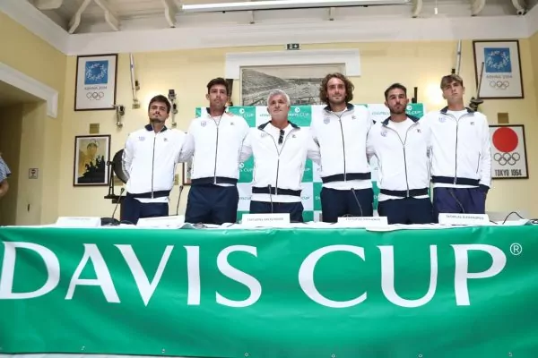 Davis Cup: Ξεκίνημα με Τσιτσιπά στο Παναθηναϊκό Στάδιο – Το σημερινό πρόγραμμα