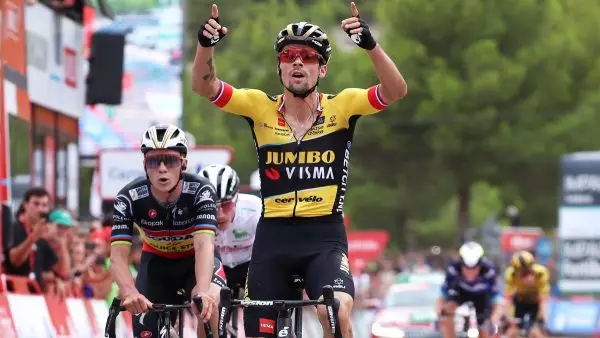 La Vuelta (S17): Νικητής στο Ανγκλιρού ο Ρόγκλιτς (vid)
