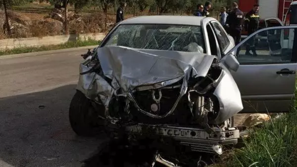 3 νεκροί και 2 τραυματίες είναι ο τραγικός απολογισμός τροχαίου δυστυχήματος στην Πάτρα