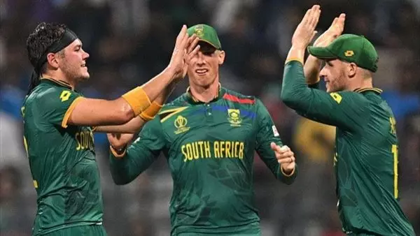 Παγκόσμιο Κύπελλο Κρίκετ: Η Νότια Αφρική νίκησε την Αγγλία (vid)