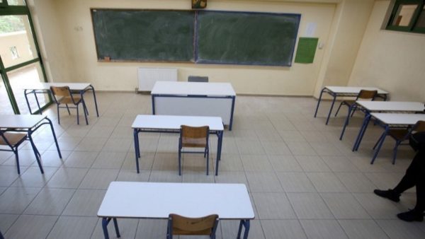 Άνοιξαν τα περισσότερα σχολεία στην πόλη του Βόλου – Συνεχίζονται τα προβλήματα στην ευρύτερη περιοχή