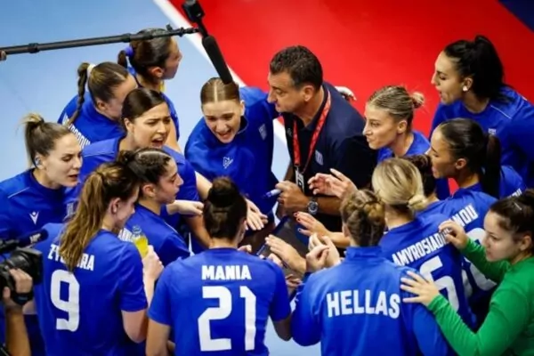Κροατία-Ελλάδα 32-22: Ήττα στην πρεμιέρα του Ευρωπαϊκού για την Εθνική γυναικών χάντμπολ