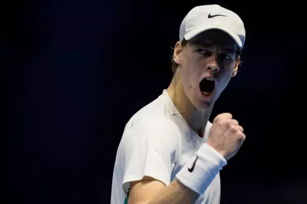 ATP Finals: Πρωτιά για τον αήττητο Σίνερ, που πήρε μαζί του τον Τζόκοβιτς στην 4άδα (video)