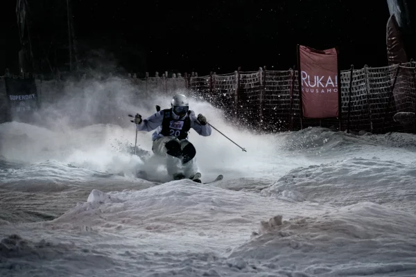 Freestyle Ski: Νικητές στην πρεμιέρα των Moguls οι Χορισίμα και Άντονι (video)