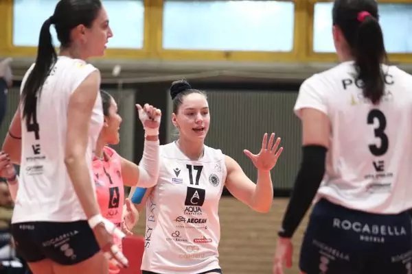 Volley League Γυναικών, 5η αγωνιστική (εξ αναβολής): Βλέπει… κορυφή ο ΑΟ Θήρας κόντρα στον Απολλώνιο