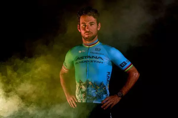 UCI WorldTour: Η νέα φανέλα της Astana Qazaqstan (pics)