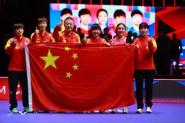 Η Κίνα διατήρησε δύσκολα τον παγκόσμιο τίτλο στις γυναίκες