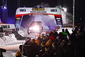 WRC Σουηδία: Εκπληκτικά πλάνα από τις χιονισμένες ειδικές (video)