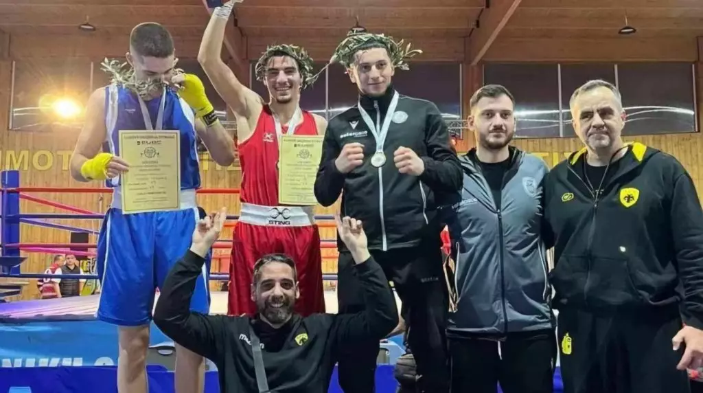 Πρωταθλήτρια Ελλάδας Πυγμαχίας Νέων Ανδρών η ΑΕΚ