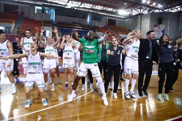 Η ομάδα μπάσκετ γυναικών του Παναθηναϊκού κατέκτησε το Κύπελλο Ελλάδας