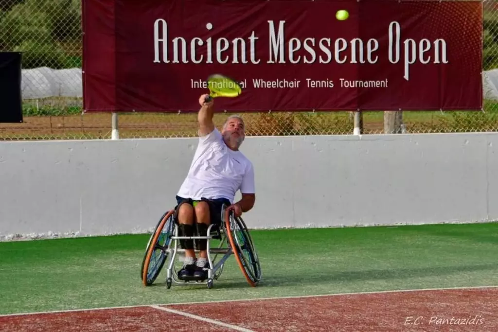 Τένις σε αμαξίδιο “Ancient Open Messene”: Πρωτιά για τον Λαζαρίδη στην Ανάληψη